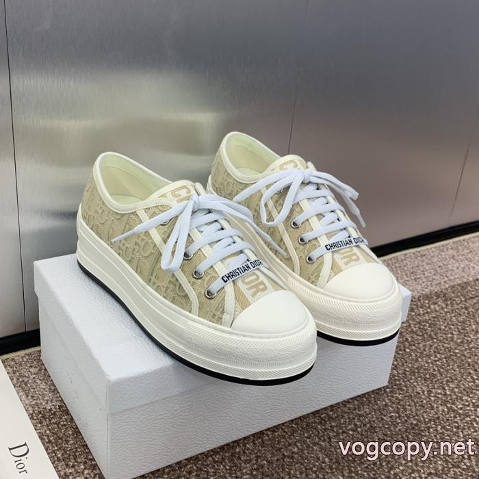 ディオールスニーカー絶対欲しい手に入る 超人気美品セール中 大人気のモデルブランド スーパー コピー 通販.._0_1