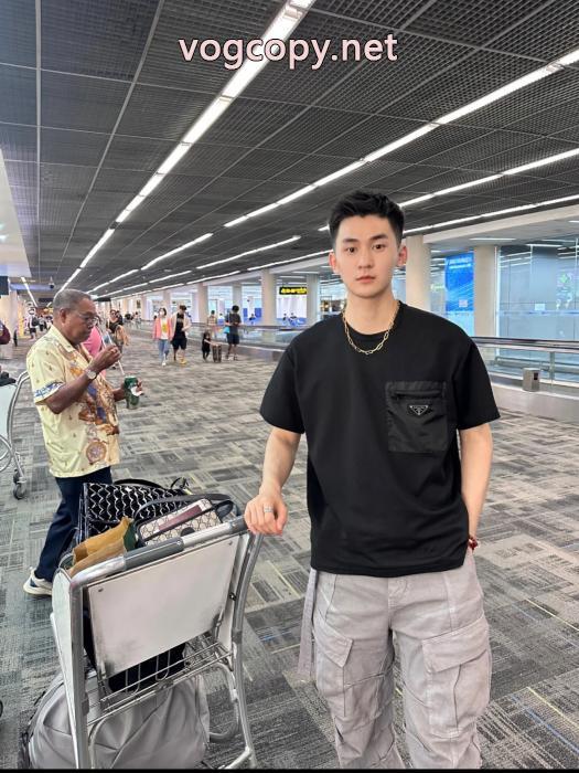 ブランド コピー 販売 店PRADA超限定VIPセール 快適な着心地 先取り2026限定新作半袖Tシャツ_0_3