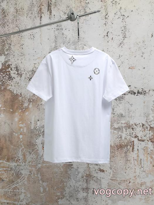 半袖Tシャツ完売必須 個性的なデザイン  今シーズンも人気ブランドブランド 通販 激安LOUIS VUITTON_0_0