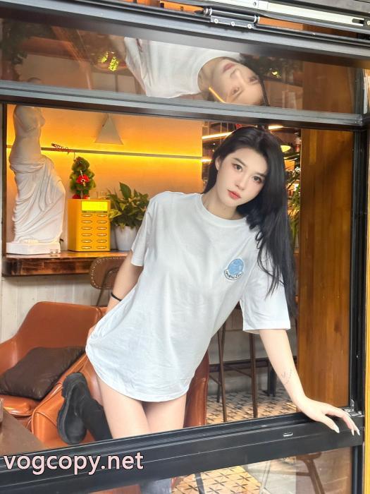 MONCLERスーパー ブランド コピーこれからの季節、大活躍 数量限定先行入荷 高品質 人気半袖Tシャツ_0_1