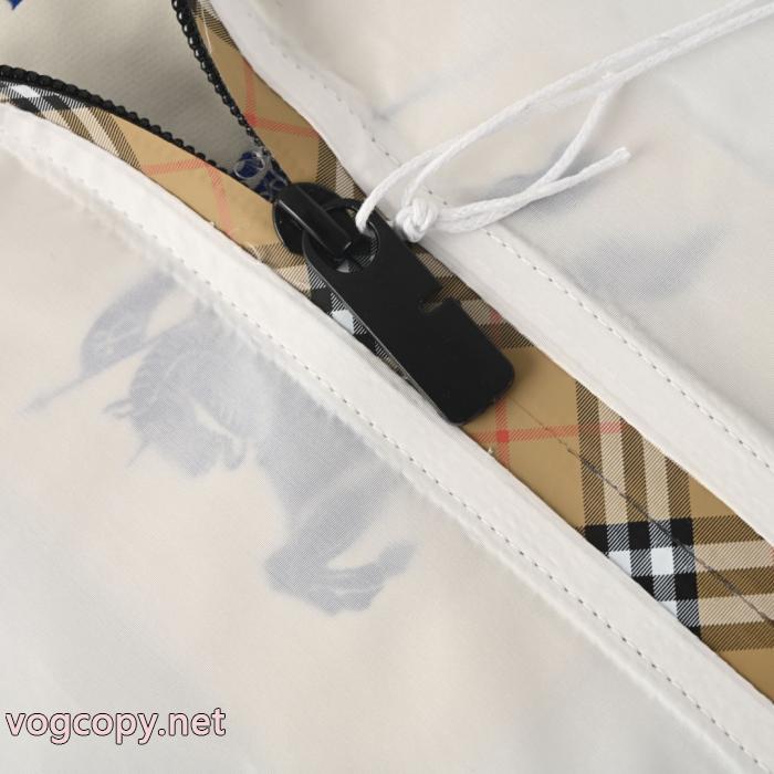 コピー 商品 通販人気ブランド  光沢のある 早い者勝ちBURBERRYジャケット_0_5