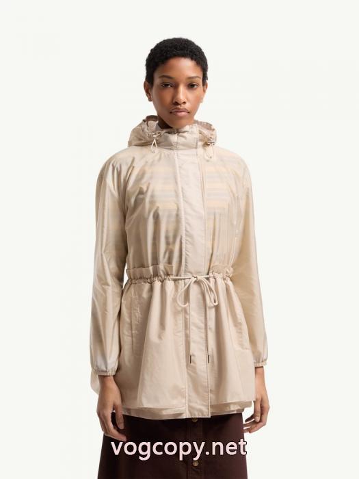 MONCLER圧倒的な新作 ハイセンス 最安価格新品ジャケット偽物 ブランド 販売_0_4
