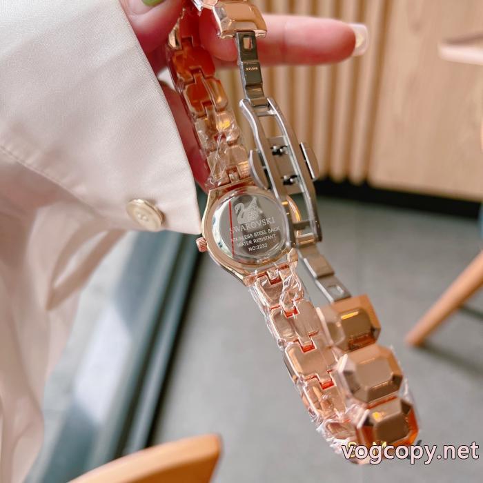 SWAROVSKI&nbsp;&nbsp;&nbsp;&nbsp;時計时钟目玉商品セール 入手困難 長く愛用できるスーパー コピー 販売._0_5