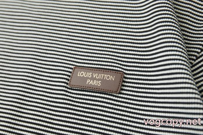 2026新品入荷 欧米韓流 激安通販限定商品半袖TシャツLOUIS VUITTONコピー ブランド 優良_0_3