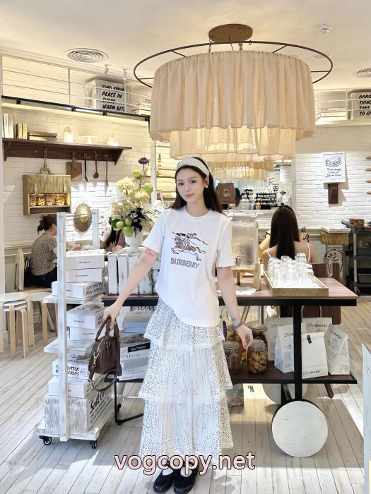 ブランド コピー ショップBURBERRY破格の激安セール 数量限定HOT 海外先行発売！半袖Tシャツ_0_3