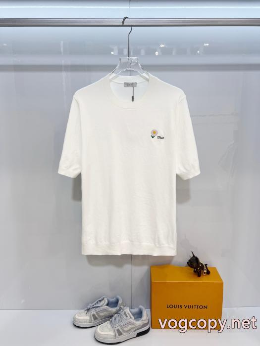 ディオール半袖Tシャツ人気新品 今年流行 気分に合わせて偽物 ブランド 販売_0_1