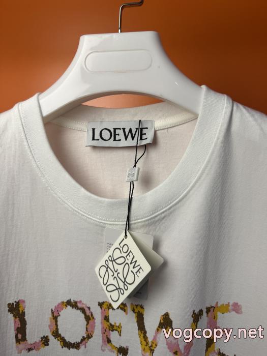 コピー 品 ブランドLOEWEセールで破格 最新トレンドコーデおすすめ 海外限定評価いい半袖Tシャツ_0_2
