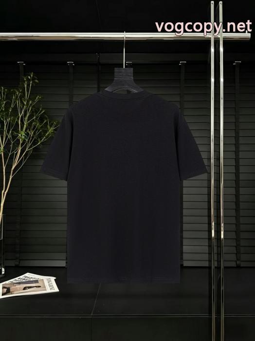 完売必至欲しい 大人気新作 オシャレな雰囲気MIUMIU半袖Tシャツ偽物 ブランド 販売_0_1