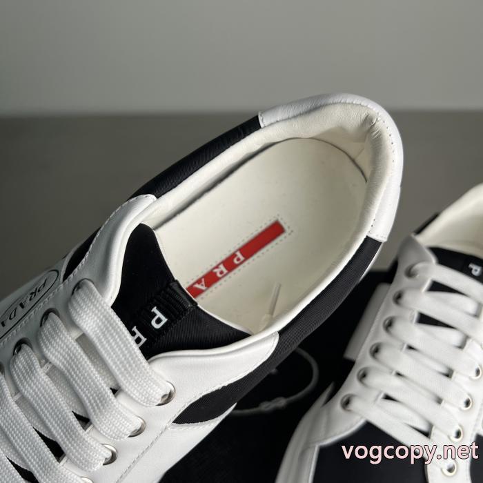 ブランド コピー好評につき継続中 特別感のある 上品低価スニーカーPRADA.._0_3