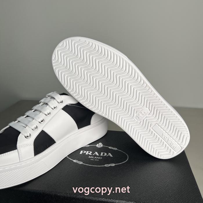 ブランド コピー好評につき継続中 特別感のある 上品低価スニーカーPRADA.._0_5