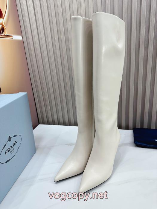 スタイリッシュで機能的 カラー豊富 高い機能性ブランド アクセサリー 激安プラダブーツ.._0_1