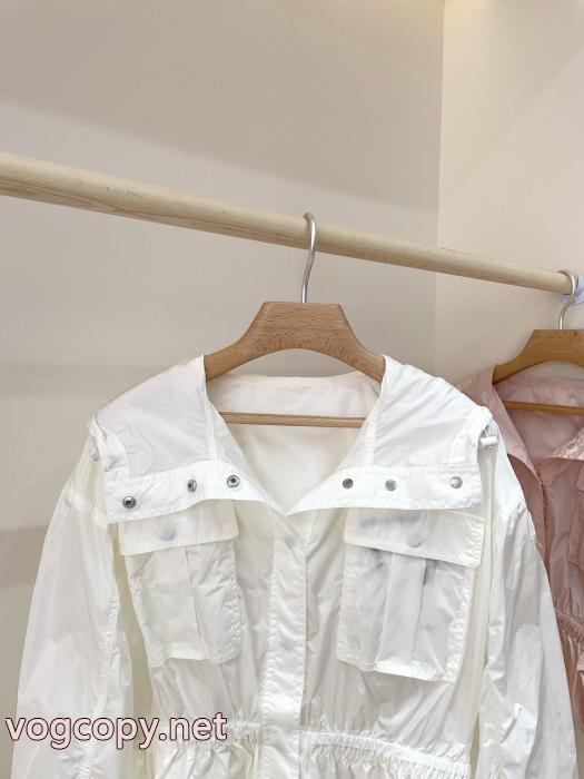 通販 ブランドブラウスシャツMONCLER送料込 追跡付 送料込全3色 機能性もオシャレさも抜群.._0_2