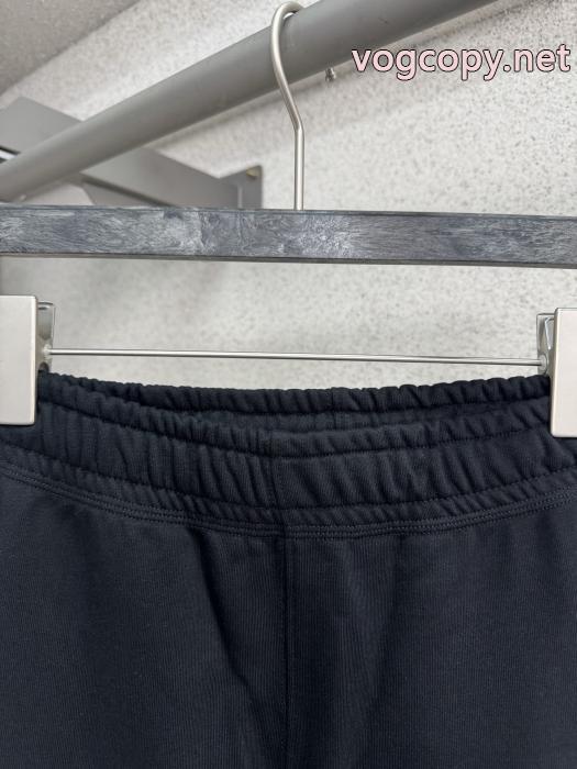 さわやかに新品おすすめ 今年流行 今年のトレンド！&nbsp;&nbsp;&nbsp;&nbsp;ズボンBURBERRY偽 ブランド 購入._0_2