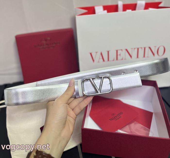 今年のトレンドのシルエット 話題の新作到着 極上の着心地VALENTINOブランド コピー 安心&nbsp;&nbsp;&nbsp;&nbsp;ベルト._0_4