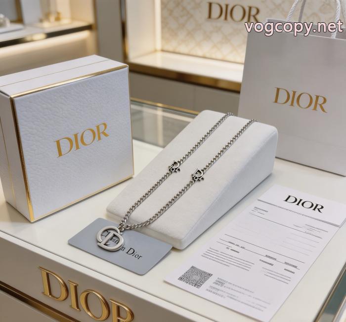 ブランド コピー ショップDior&nbsp;&nbsp;&nbsp;&nbsp;アクセサリー男女共用 数量限定大得価 季節感をプラス人気商品._0_0