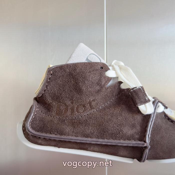 ブランド 品 コピー重宝するアイテム 大人のセンスを感じさせる  きちんと感が強いディオールスニーカー.._0_4