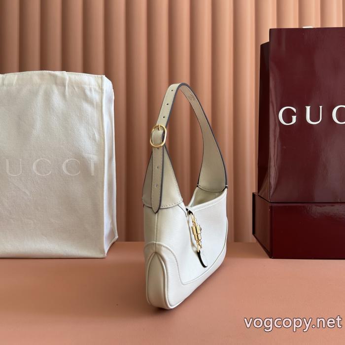 Gucc1スーパー コピー 安心バッグ独特の存在感 人気新品★超特価★ 大胆なデザイン.._0_1