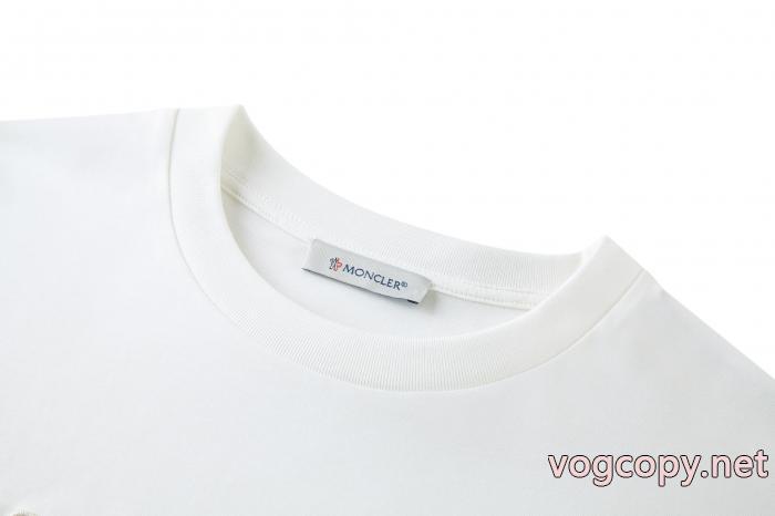 最新作入荷 今年発売 2026年激安最強セールMONCLER半袖Tシャツブランド スーパー コピー 優良_0_1