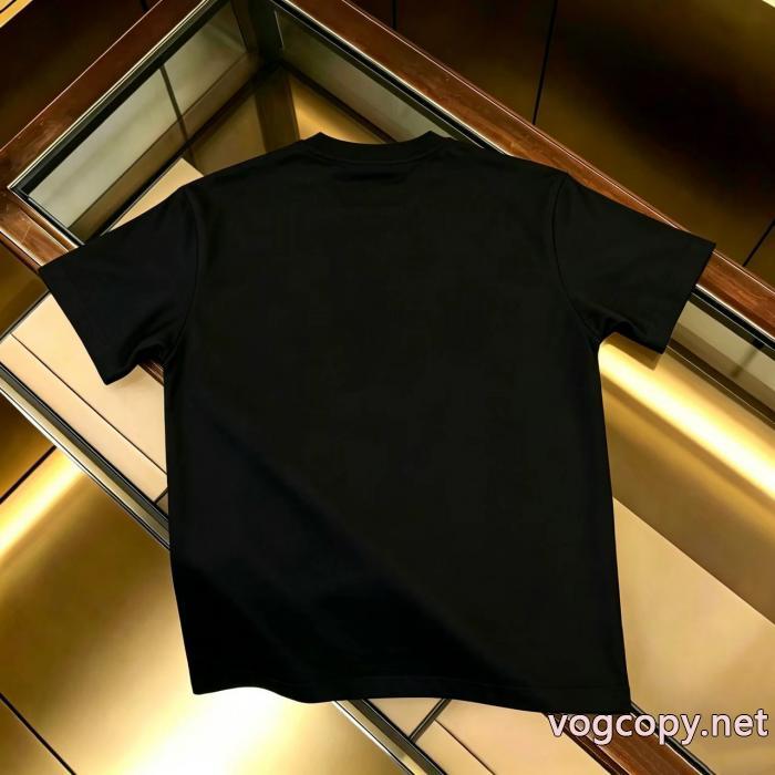 ブランド コピー 品半袖TシャツCH誰も活躍したアイテム 先行販売 話題沸騰中_0_0