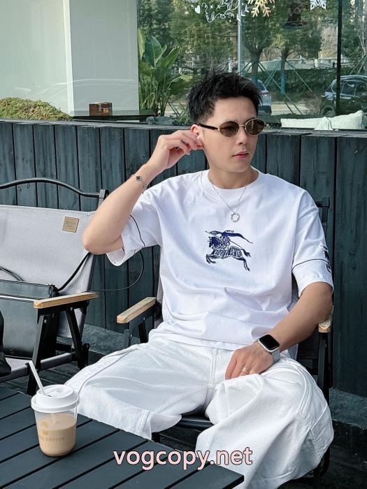 半袖Tシャツブランド 品 コピー抜群の吸汗性 品質高き人気アイテム 大人気商品BURBERRY_0_4
