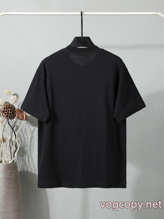 ブランド コピー 安心HERMES最高級品質 魅力的な美品 最安値挑戦！半袖Tシャツ_0_1