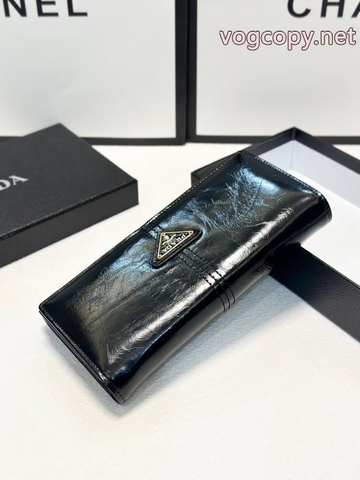 日本発売 極上の着心地 セレブも多数愛用財布コピー ブランド 通販 安心PRADA_0_1