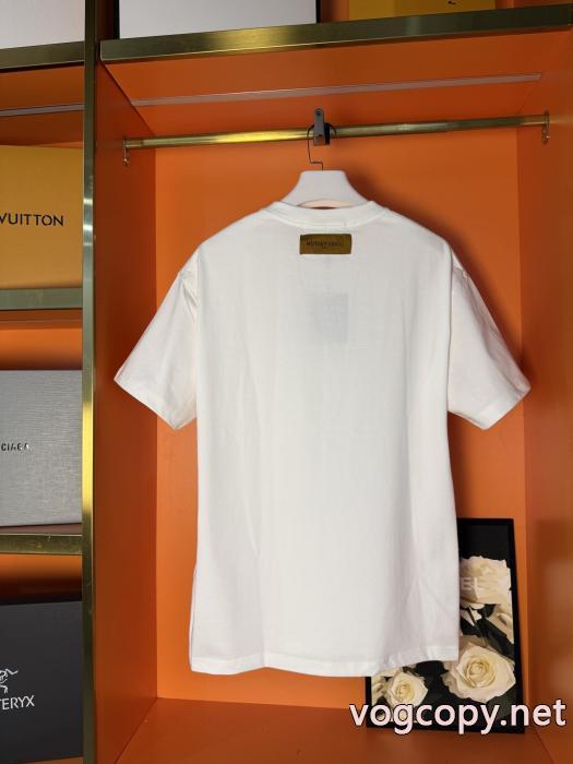 ルイ ヴィトン半袖Tシャツブランド スーパー コピー 優良絶対欲しい 先取り2026限定新作 大幅値下げ_0_1