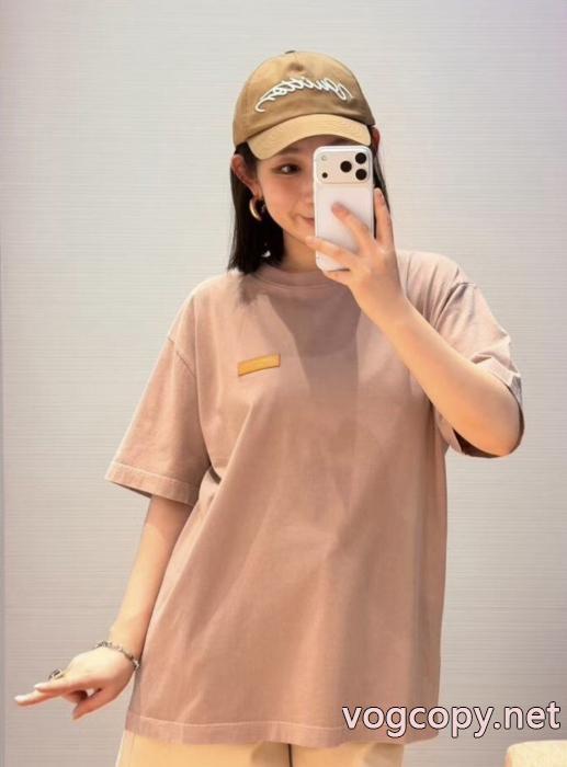 LOUIS VUITTONスーパー コピー 安心半袖Tシャツセール価格でお得 最前線に注目 2026大人気 _0_1