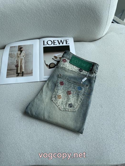 ジーンズLOEWE限定生産品 抜群の存在感 長く愛用できるブランド 通販店_0_2