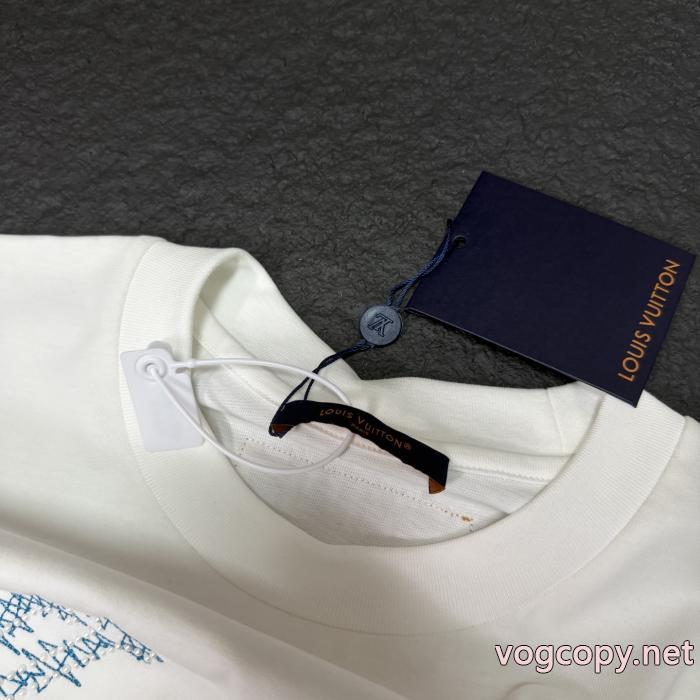 半袖Tシャツブランド コピーLOUIS VUITTON2026限定 超レア 格好良すぎる 魅力的_0_2
