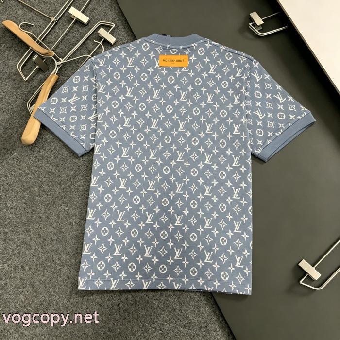 ブランド 偽物 通販大人の個性を。  リラックス感急上昇 今季話題の一級品半袖TシャツLOUIS VUITTON_0_1