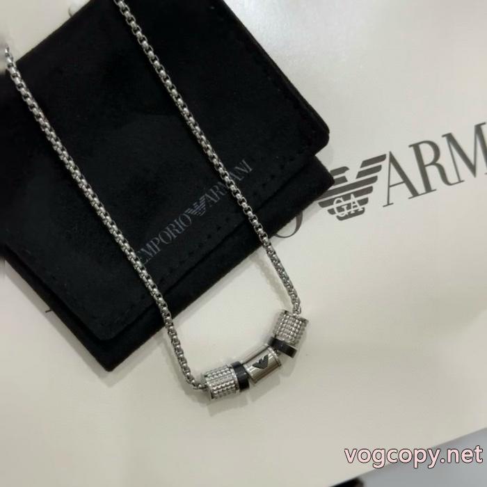 カジュアルスタイルを軽快に 清涼感とカジュアルスタイル 超人気モデルコピー 商品 販売アクセサリーARMANI._0_2