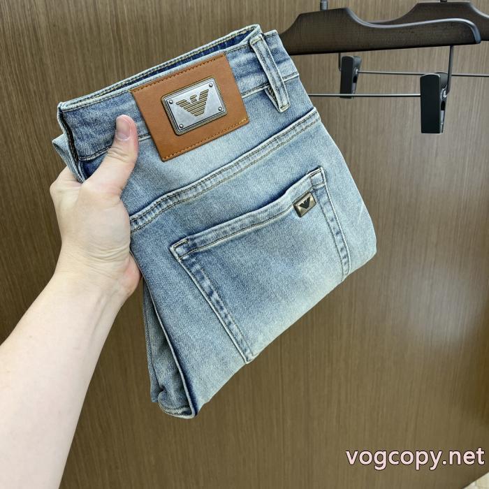 ジーンズARMANIブランド コピー 優良店圧倒的人気 NEW!! 大人気 愛らしさ抜群！ ._0_0