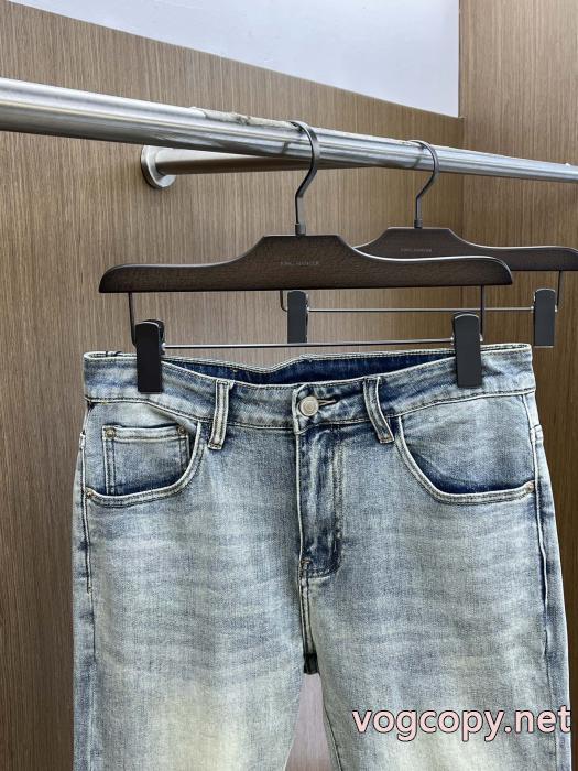 ジーンズARMANIブランド コピー 優良店圧倒的人気 NEW!! 大人気 愛らしさ抜群！ ._0_2