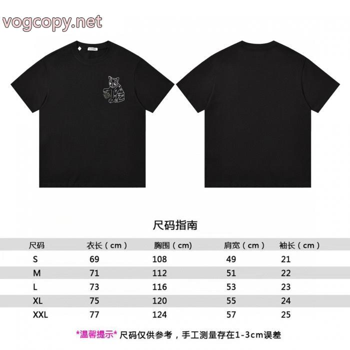 コピー 商品 ブランドモデル大絶賛 大人買いする方も多い 人気商品セールLOEWE半袖Tシャツ_0_3