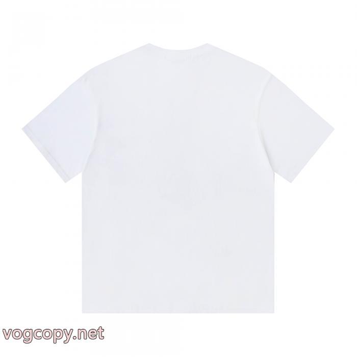 高級品 最新話題沸騰中 お洒落に魅せるMIUMIU半袖Tシャツブランド 通販_0_1