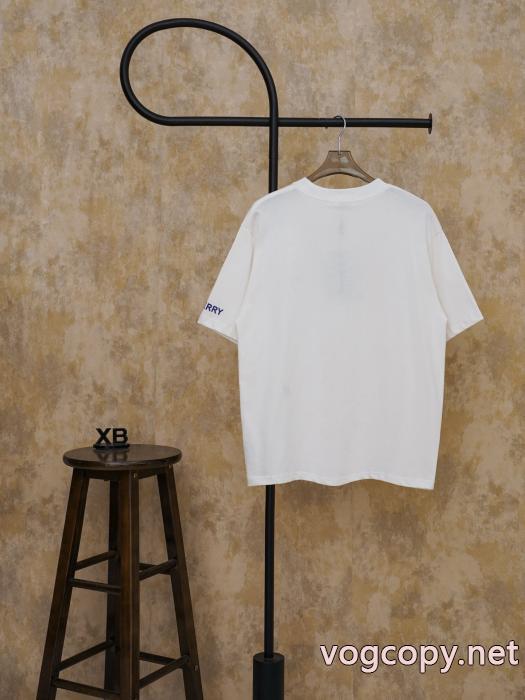 ついに登場 話題性が高い オシャレデザインが人気半袖Tシャツコピー ブランドBURBERRY_0_4
