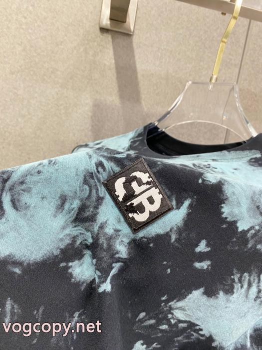 半袖Tシャツ大人気希少！ 必需品 超一流のブランドスーパー コピー ブランド 通販LOUIS VUITTON_0_1