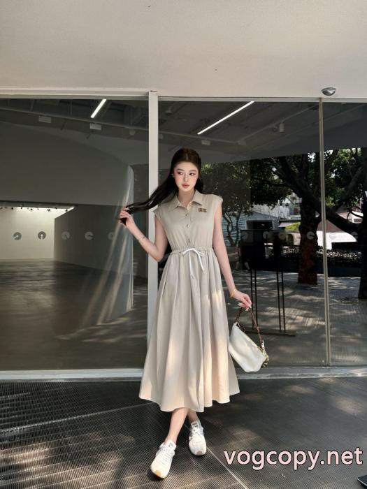 &nbsp;&nbsp;&nbsp;&nbsp;ワンピースブランド コピー 品MIUMIU新作デザイン新色 落ち着いた大人の雰囲気に 人気ブランド._1_0