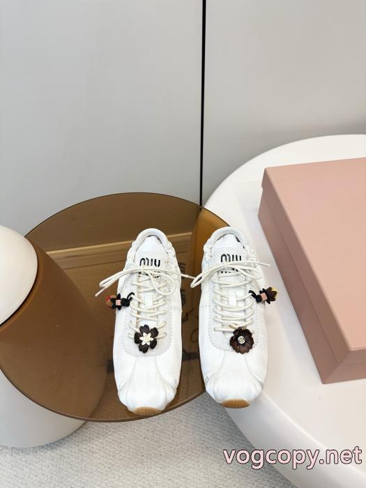 MIUMIUブランド レプリカ&nbsp;&nbsp;&nbsp;&nbsp;ずっと愛用したいアイテム 素敵な夏の定番アイテム 夏季限定販売.._0_0