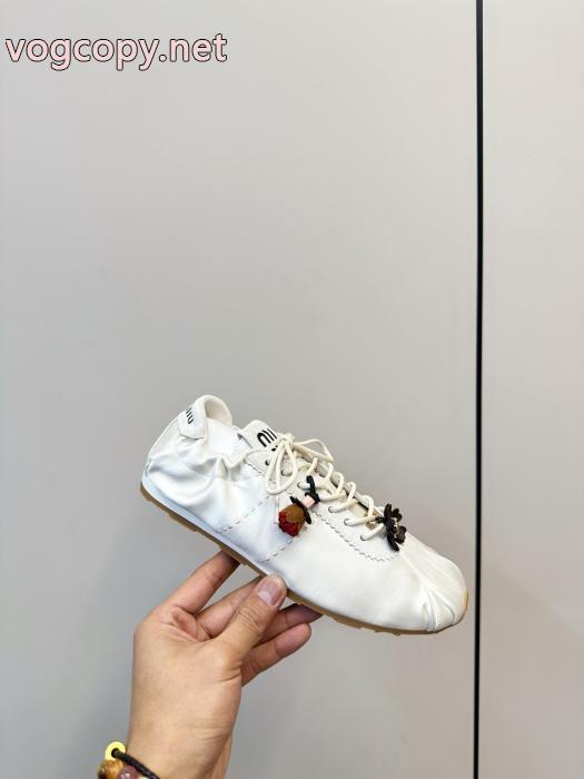 MIUMIUブランド レプリカ&nbsp;&nbsp;&nbsp;&nbsp;ずっと愛用したいアイテム 素敵な夏の定番アイテム 夏季限定販売.._0_4
