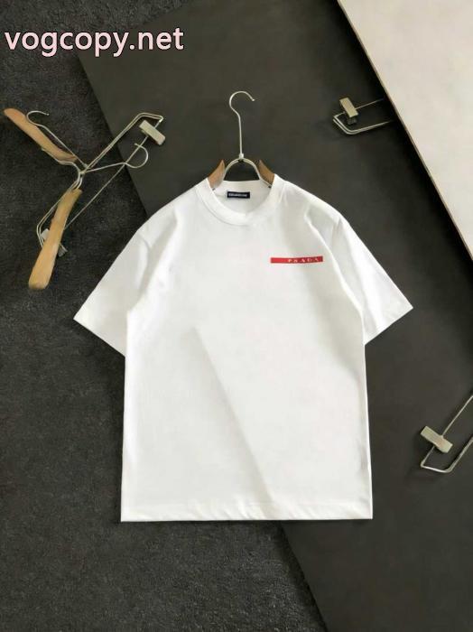 偽 ブランド販売店舗限定モデル 通気性のいい 2026年トレンドNO1半袖TシャツPRADA_0_2