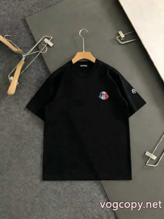 ブランド アクセサリー 激安MONCLER半袖Tシャツ最終価格セール 2026新作コレクション 高感度アイテム_0_4