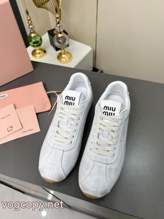 &nbsp;&nbsp;&nbsp;&nbsp;スニーカー偽物 通販MIUMIU今年流大人っぽさ 26流行り 【大人気】定番商品._0_2