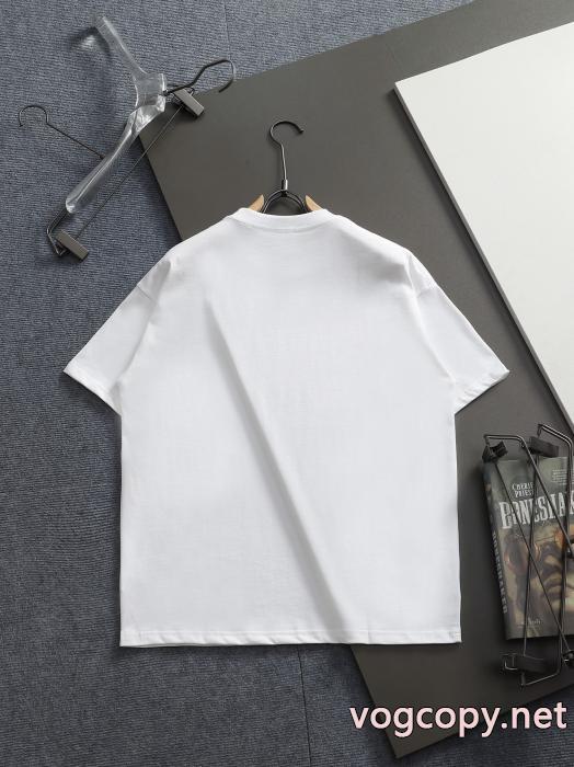 超あたたかい 存在感絶大スタイル 日本未入荷カラースーパー コピーBURBERRY半袖Tシャツ_0_2