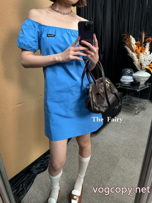 存在感のある ハイクォリティ 独特の存在感ブランド コピー 専門店MIUMIUワンピース_0_2
