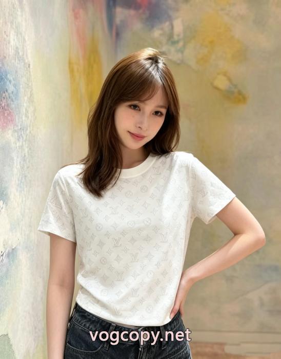 半袖Tシャツブランド コピー 販売優等品 定番が欲しい方 大胆なスリット上品LOUIS VUITTON_0_0