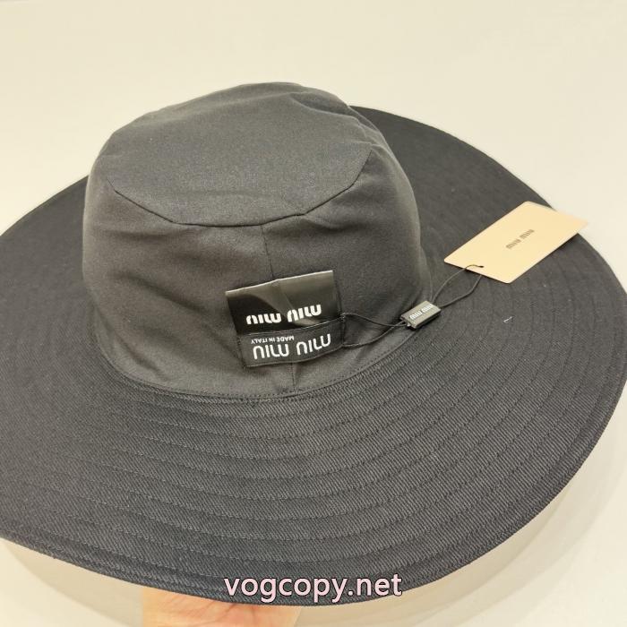 帽子ミュウミュウ26aw スタイルアップ見えなシンプル コレは買い！最安値ブランド コピー 販売._0_5