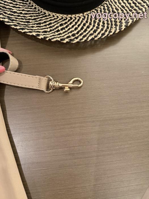 コピー ブランド 通販 安心MIUMIUカラー豊富 新作モデル超安値 抜群の人気を集めワンピース._0_4