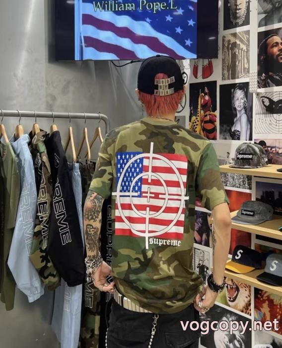 ブランド 偽物 激安 通販ファッショナブルなデザイン ブランド掲載商品 超優秀SUPREME半袖Tシャツ_0_0